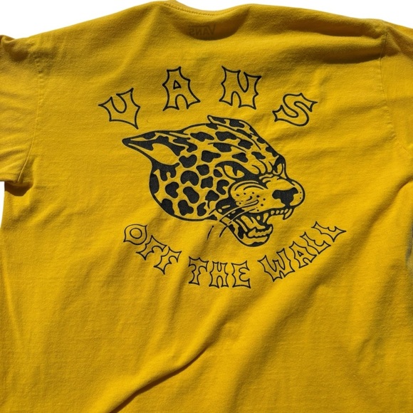 Vans Classic Fit Small Yellow T-Shirt Leopard Graphic Off The Wall - Picture 1 of 7